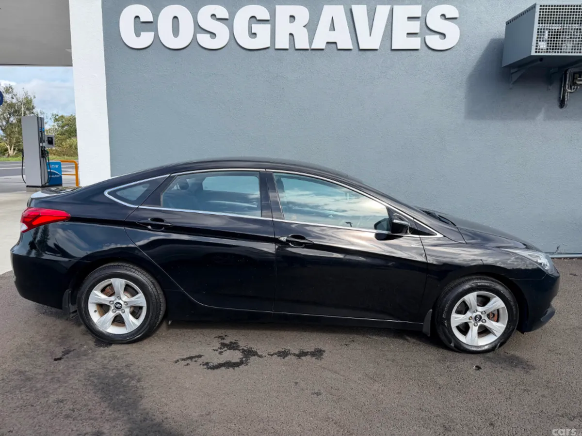 Hyundai i40 Saloon, Diesel, 2015, Black