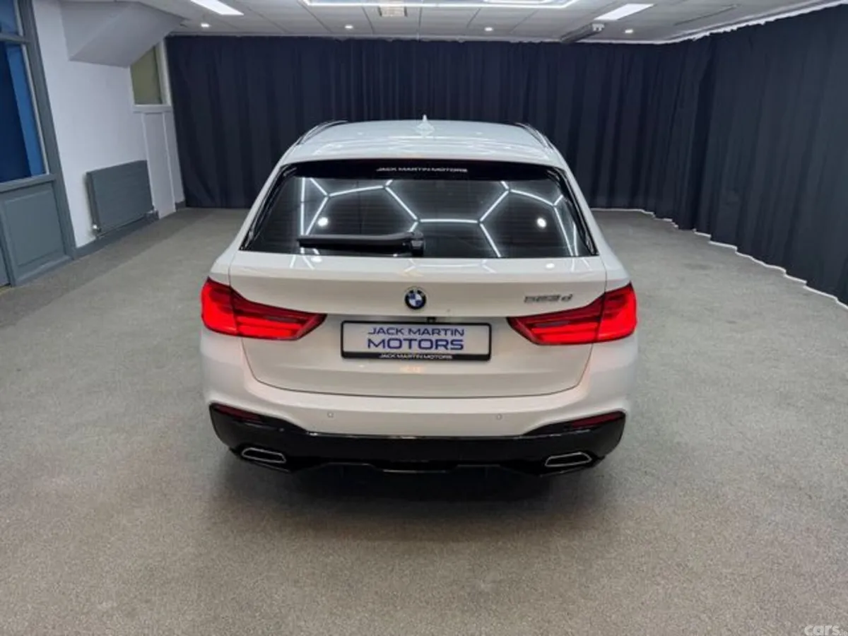 BMW 5-Series Estate, Diesel, 2017, White