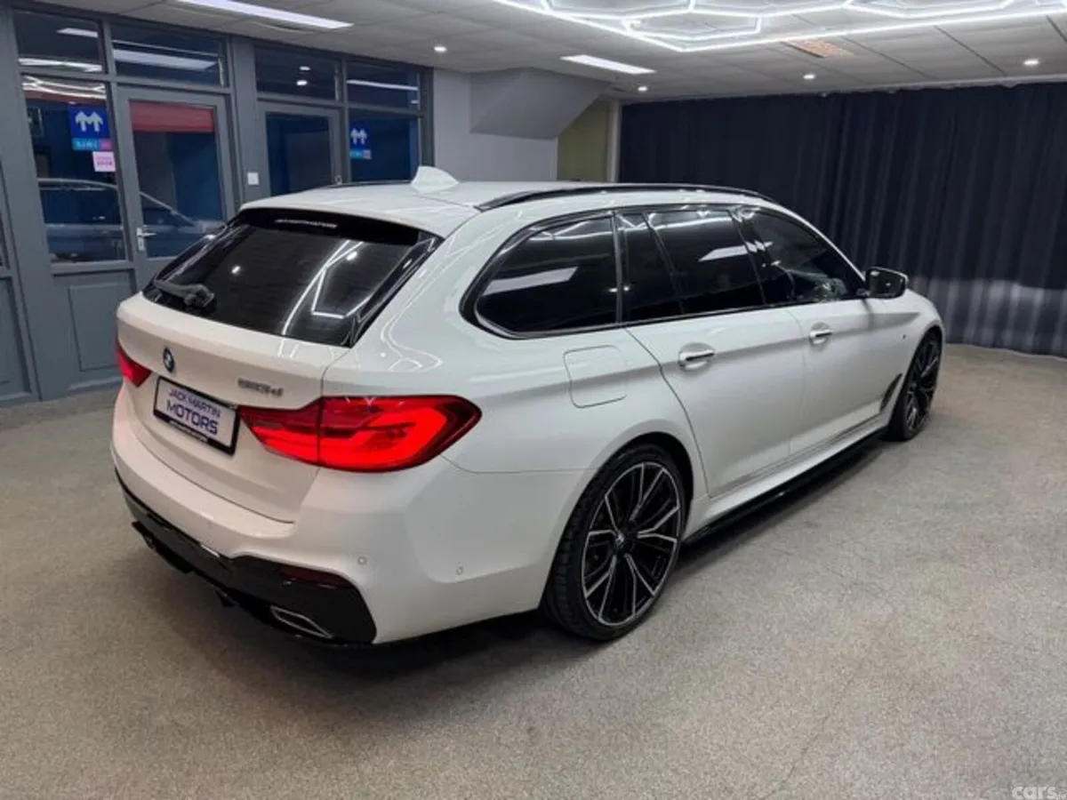 BMW 5-Series Estate, Diesel, 2017, White