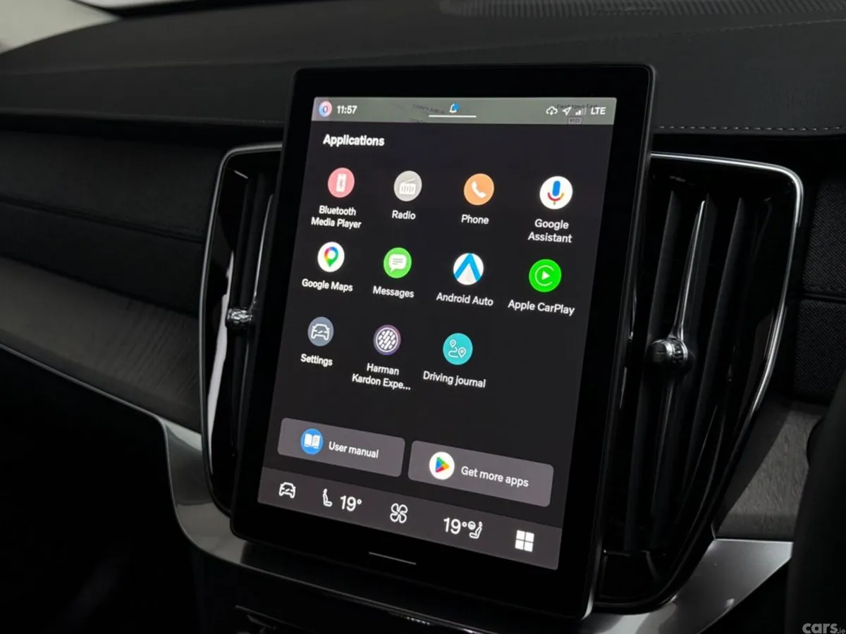 Volvo XC90 SUV, Petrol Plug-in Hybrid, 2026, Black