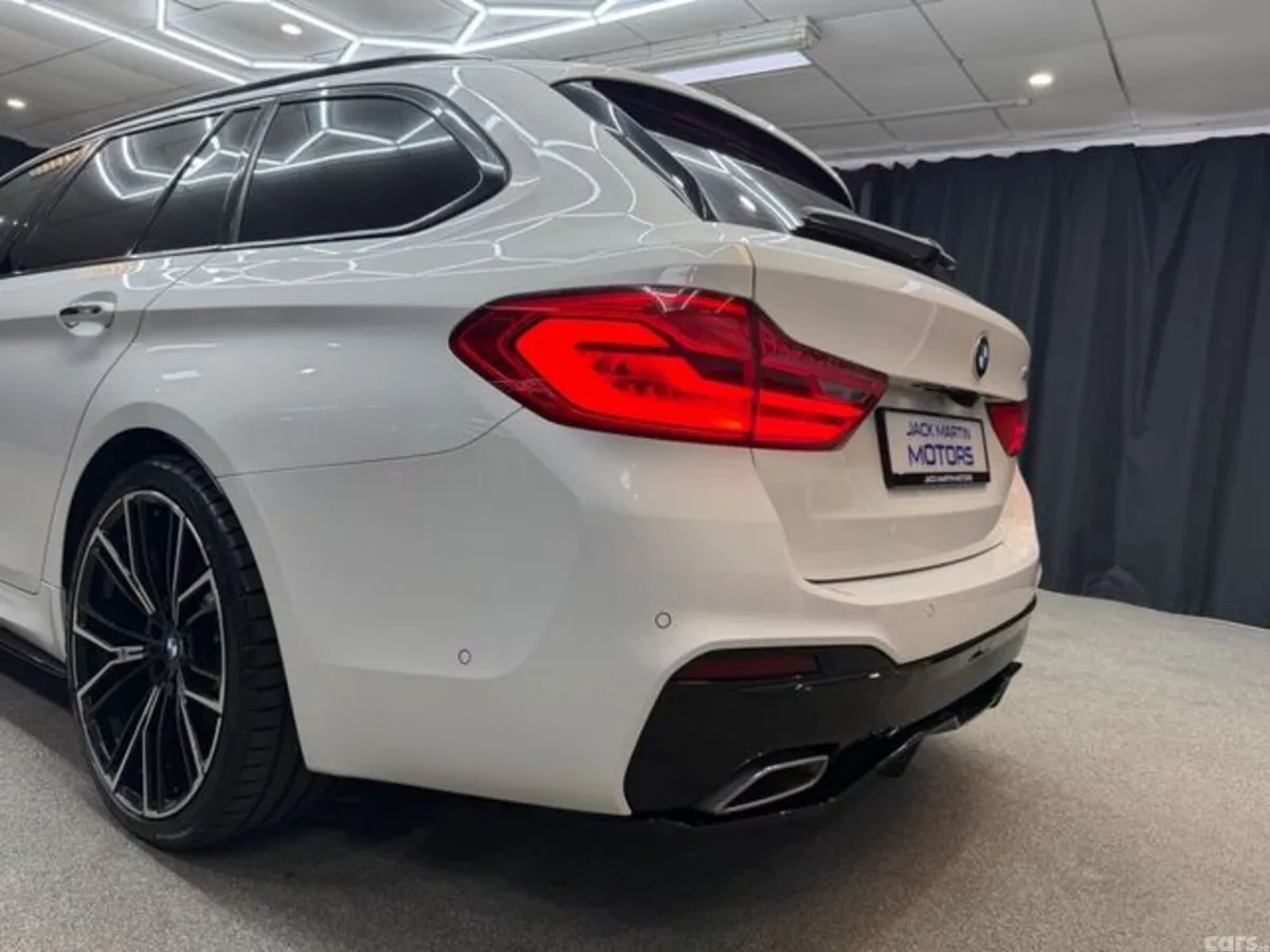 BMW 5-Series Estate, Diesel, 2017, White