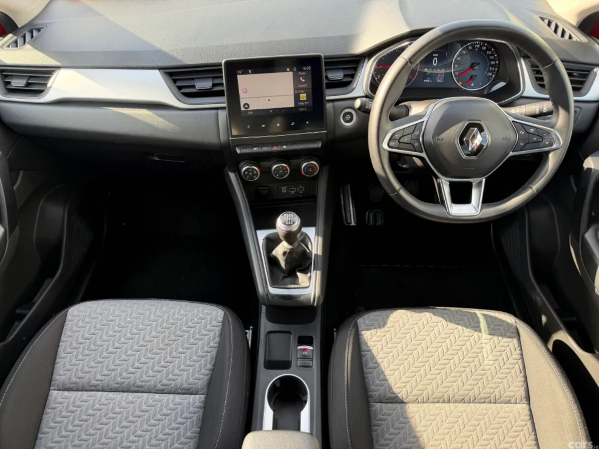 Renault Captur MPV, Petrol, 2022, Red