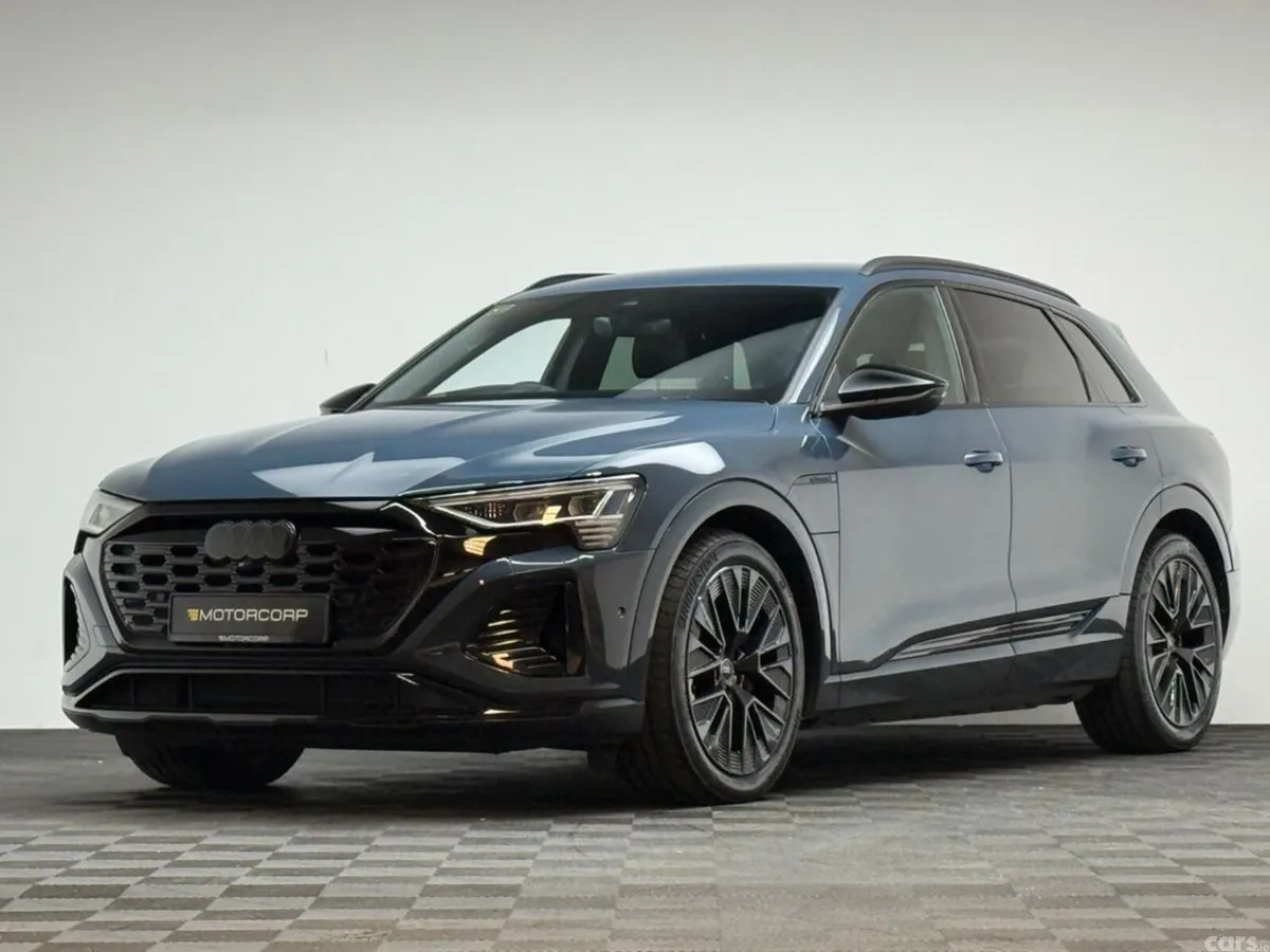 Audi Q8 e-tron SUV, Electric, 2024, Blue