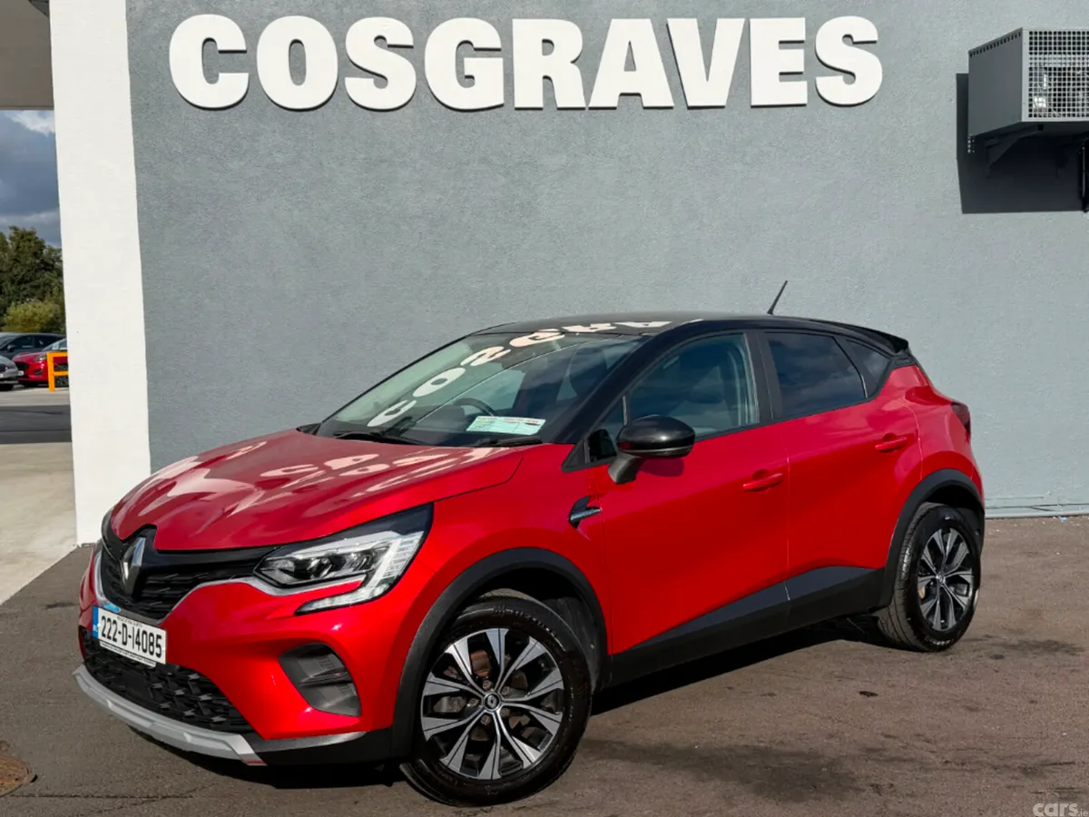 Renault Captur MPV, Petrol, 2022, Red
