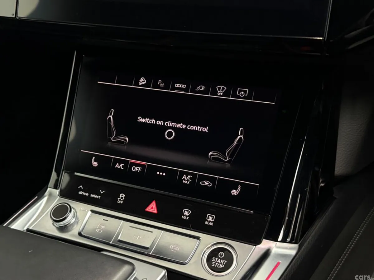 Audi Q8 e-tron SUV, Electric, 2024, Blue
