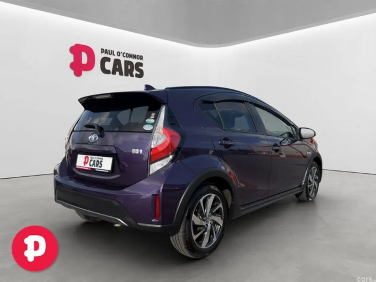 Toyota Aqua Hatchback, Petrol Hybrid, 2018, Blue
