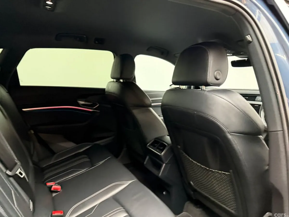 Audi Q8 e-tron SUV, Electric, 2024, Blue
