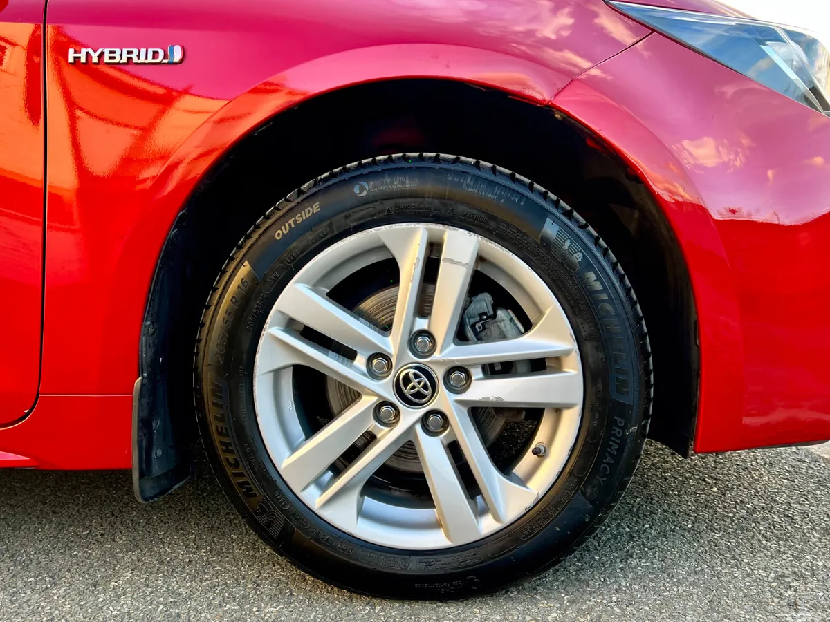 Toyota Corolla Hatchback, Petrol Hybrid, 2020, Red