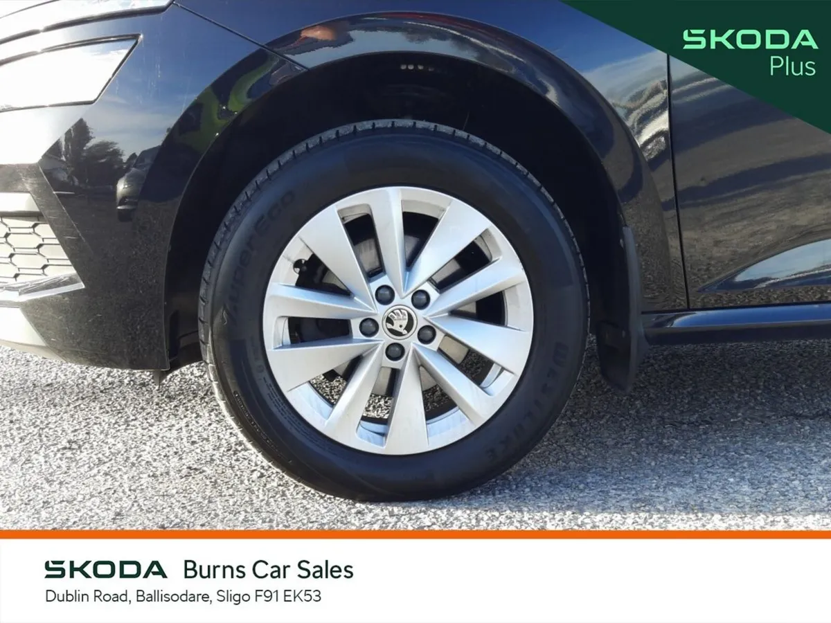 Skoda Kamiq Hatchback, Petrol, 2023, Black