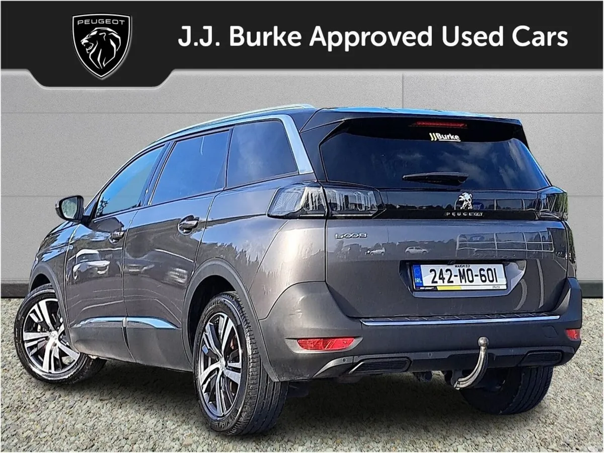 Peugeot 5008 SUV, Petrol Hybrid, 2024, Grey