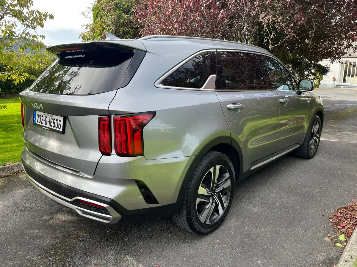 Kia Sorento SUV, Diesel, 2023, Grey