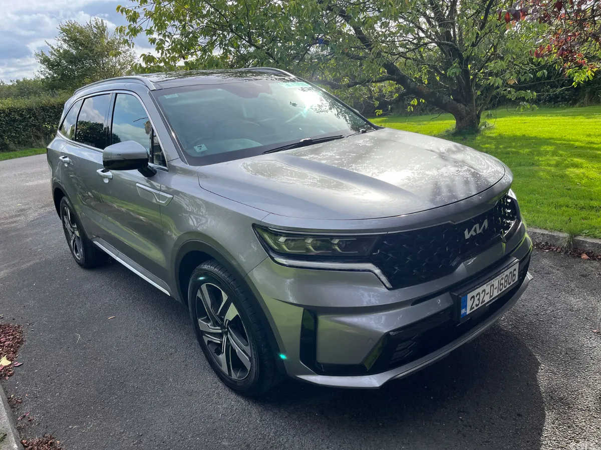 Kia Sorento SUV, Diesel, 2023, Grey