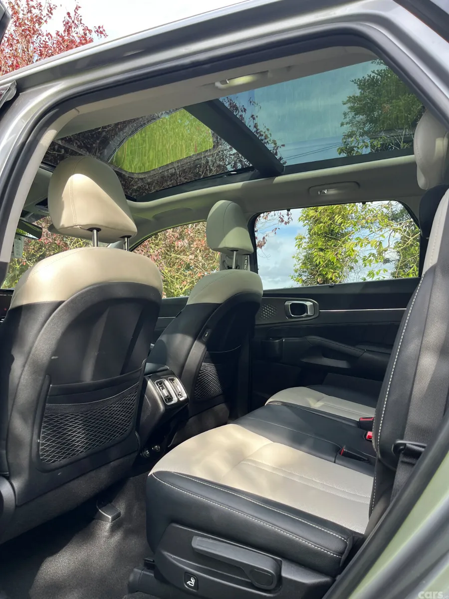 Kia Sorento SUV, Diesel, 2023, Grey