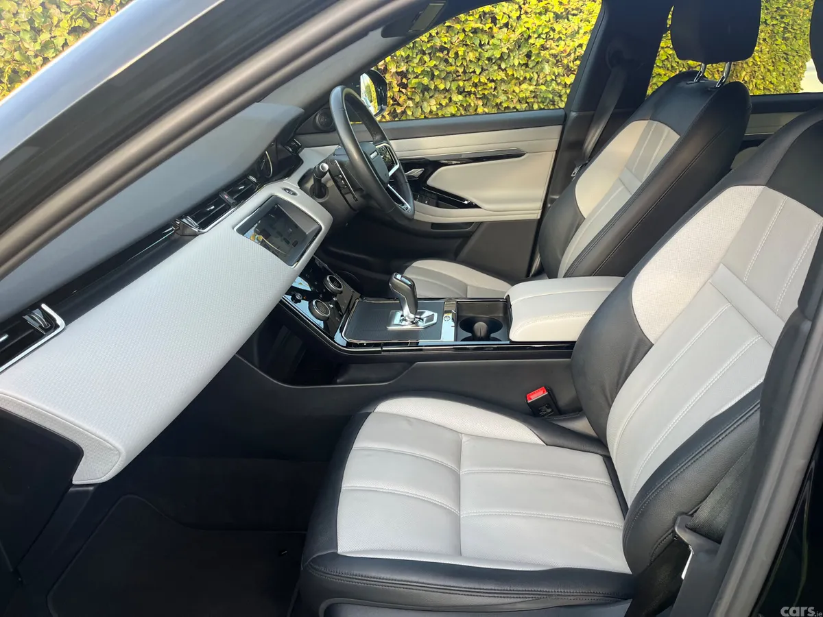 Land Rover Range Rover Evoque SUV, Petrol Plug-in Hybrid, 2023, Black
