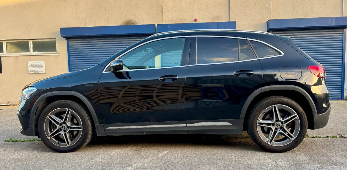 Mercedes-Benz GLA SUV, Petrol Hybrid, 2020, Black
