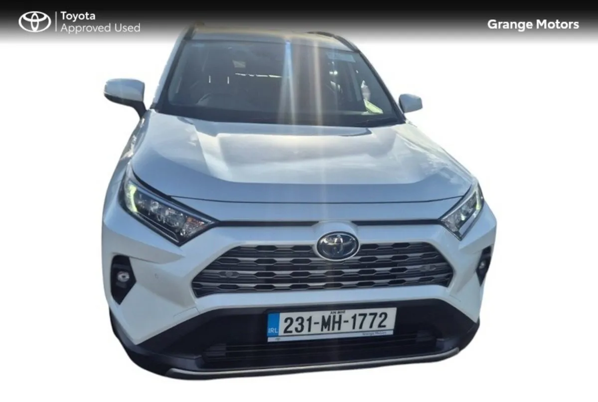 Toyota RAV4 SUV, Petrol Hybrid, 2023, White
