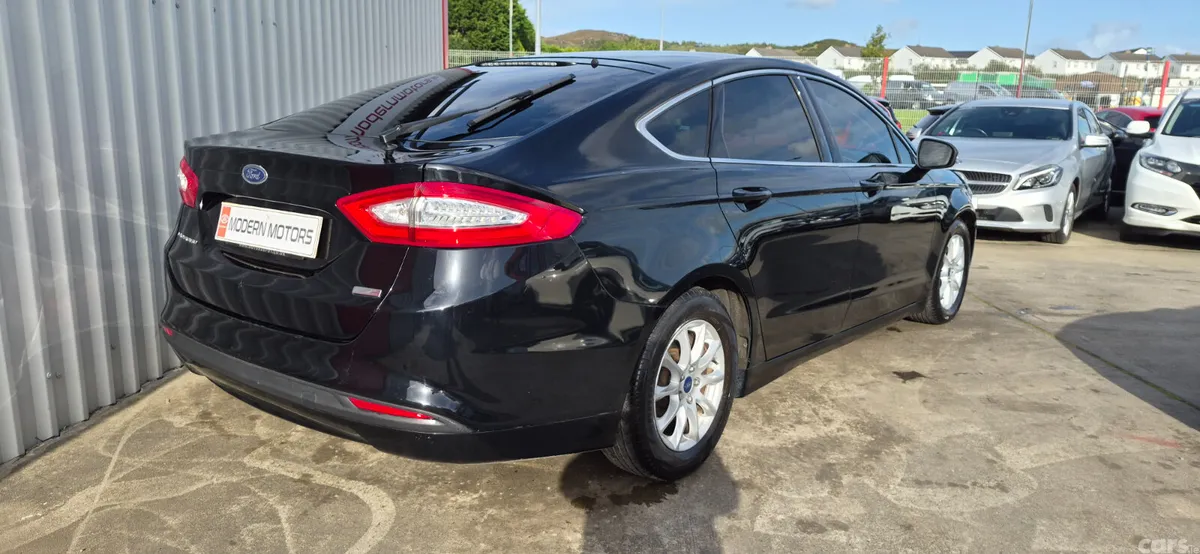 Ford Mondeo Hatchback, Diesel, 2016, Black