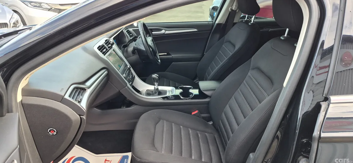 Ford Mondeo Hatchback, Diesel, 2016, Black