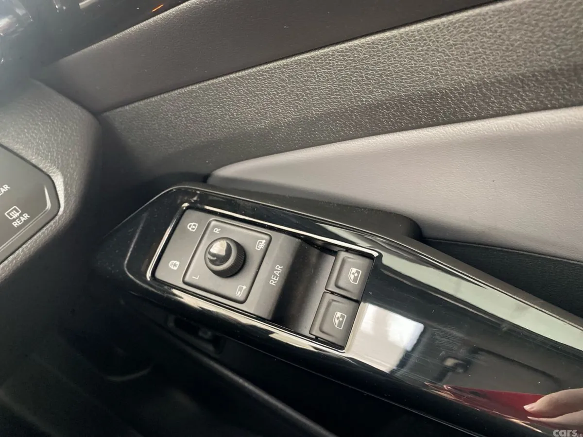 Volkswagen ID.4 SUV, Electric, 2025, Black