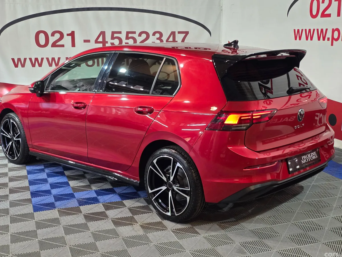 Volkswagen Golf Hatchback, Diesel, 2022, Red