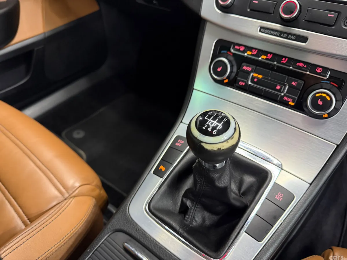 Volkswagen CC Coupe, Diesel, 2011, Brown