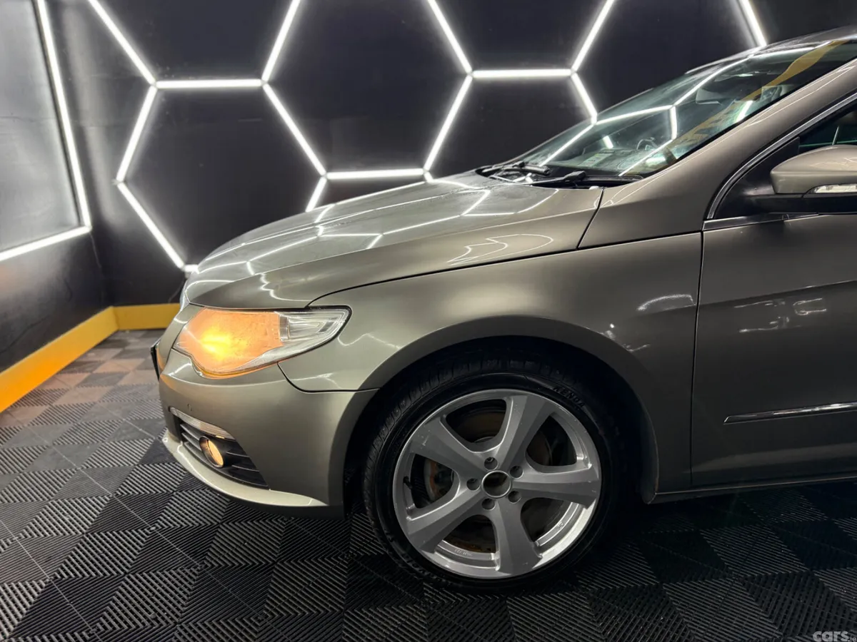 Volkswagen CC Coupe, Diesel, 2011, Brown