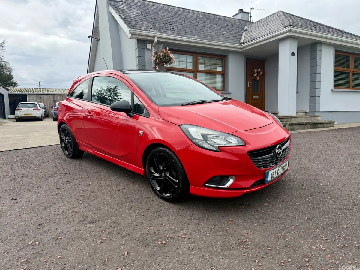 Opel Corsa Hatchback, Petrol, 2016, Red