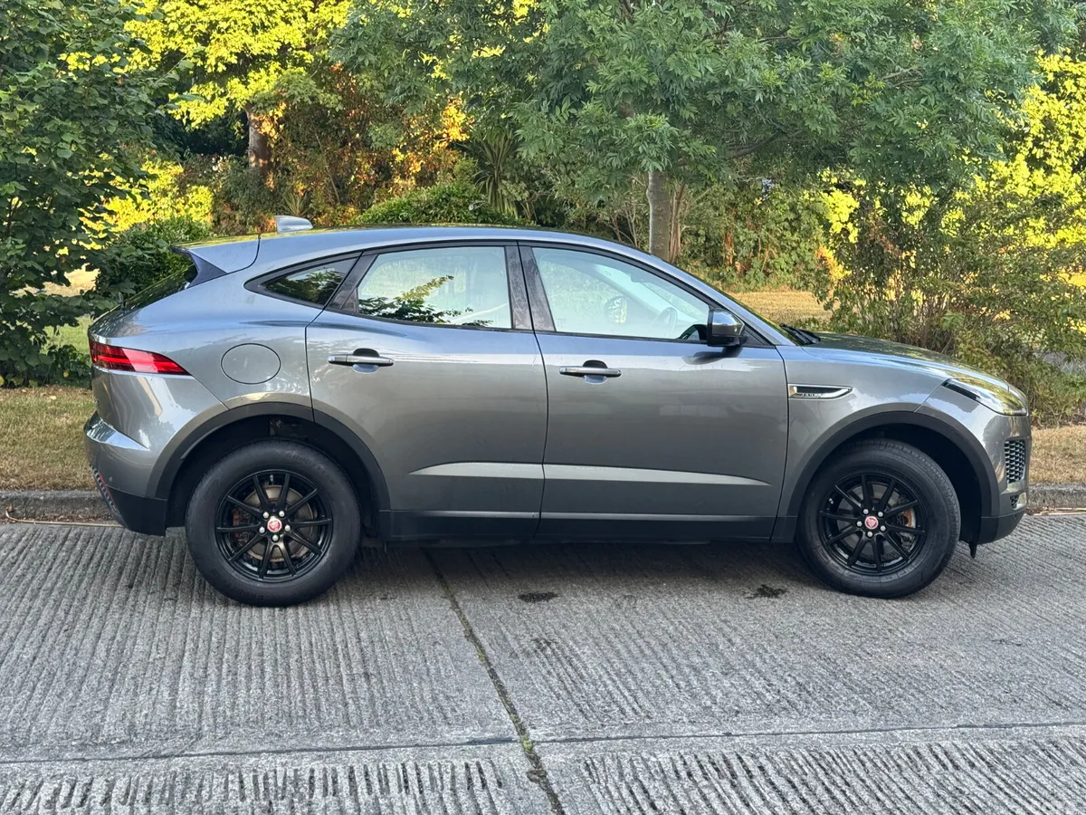 Jaguar E-Pace Estate/Jeep, Diesel, 2018, Grey