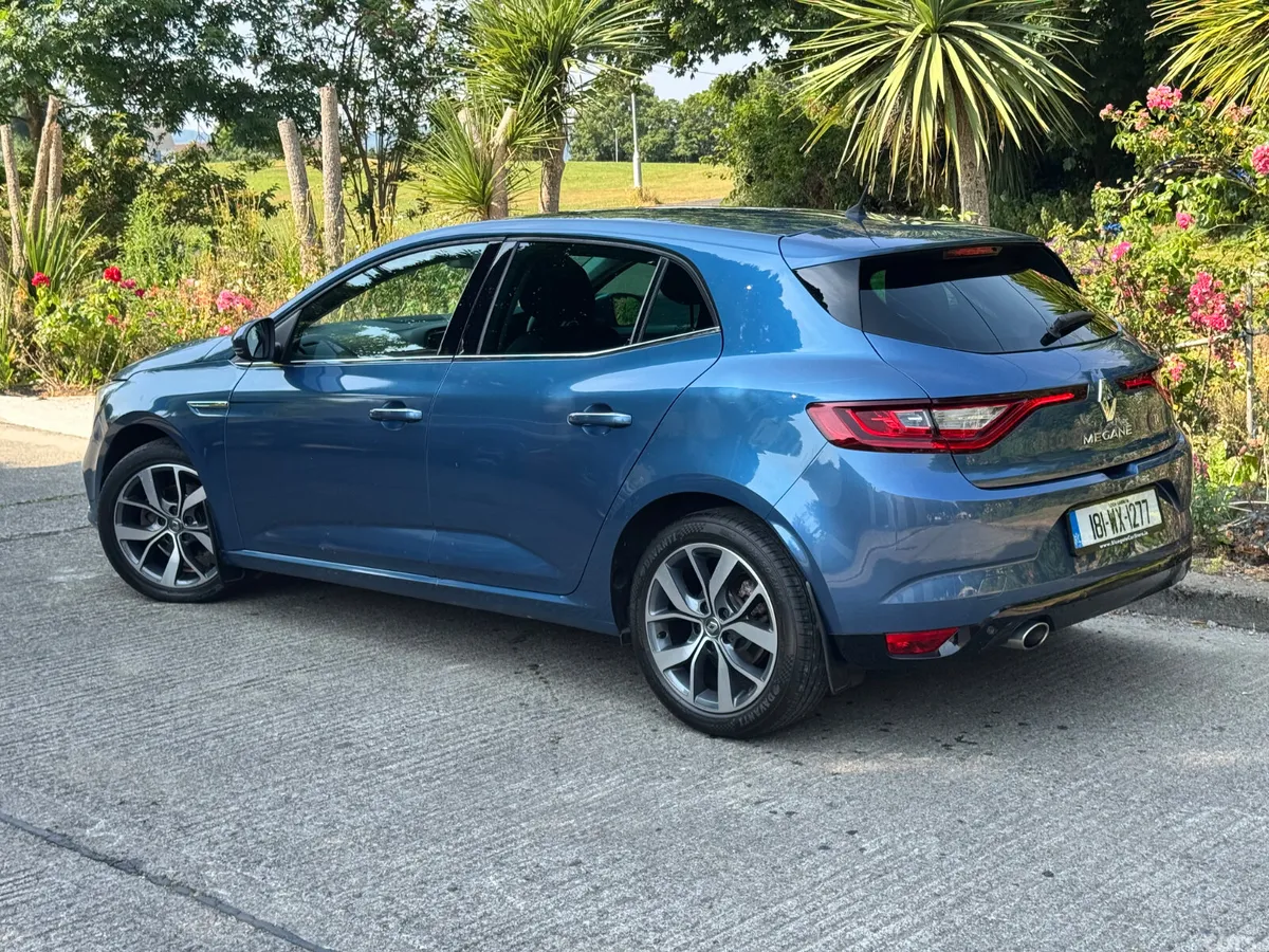 Renault Megane Hatchback, Diesel, 2018, Blue