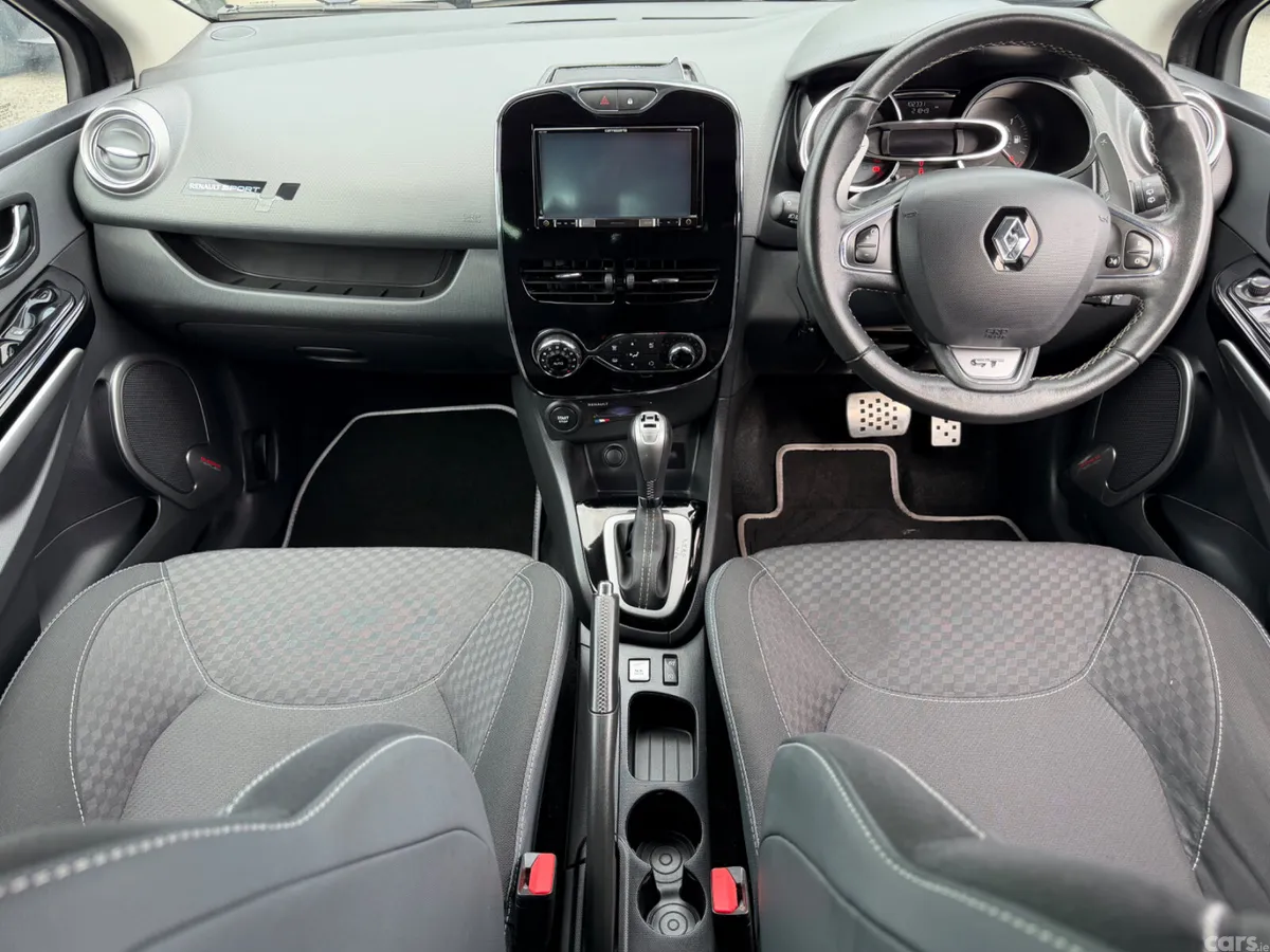 Renault Clio Hatchback, Petrol, 2015, Black