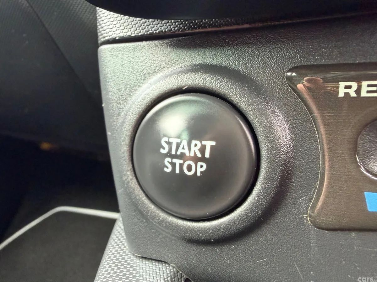 Renault Clio Hatchback, Petrol, 2015, Black