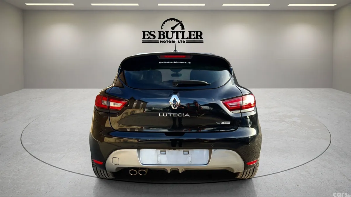 Renault Clio Hatchback, Petrol, 2015, Black