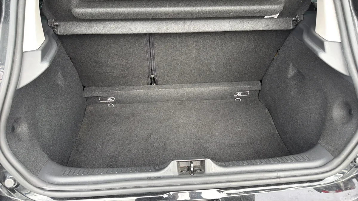 Renault Clio Hatchback, Petrol, 2015, Black