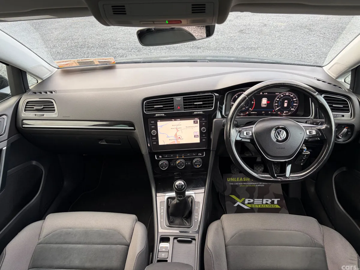 Volkswagen Golf Estate, Diesel, 2019, Black