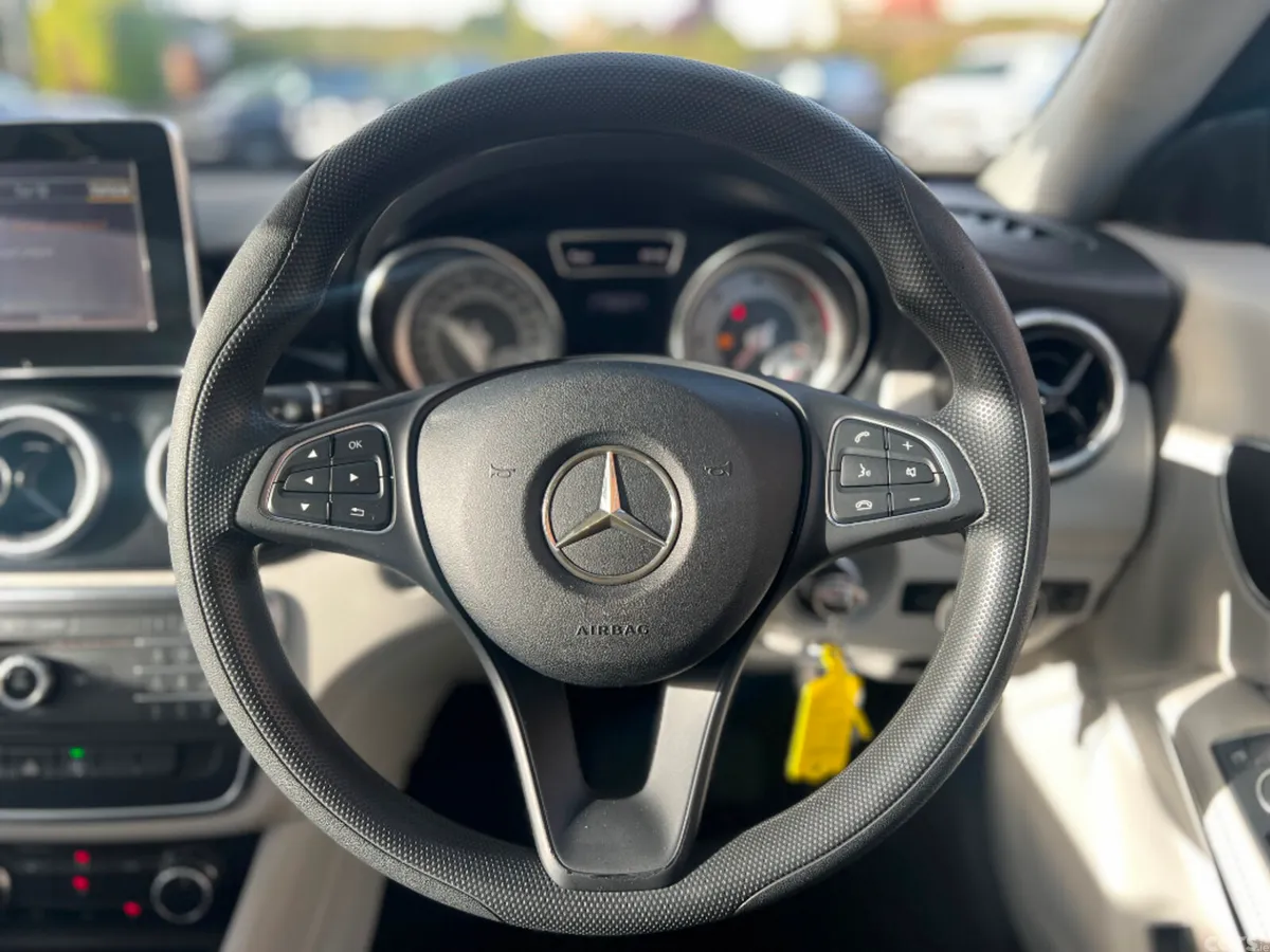 Mercedes-Benz CLA Saloon, Diesel, 2016, Red