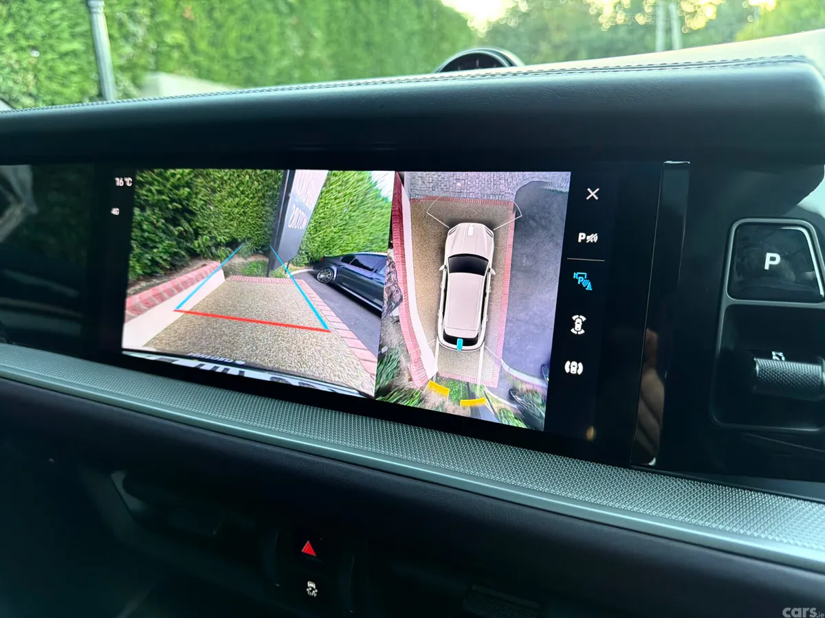 Porsche Cayenne SUV, Petrol Plug-in Hybrid, 2024, Blue