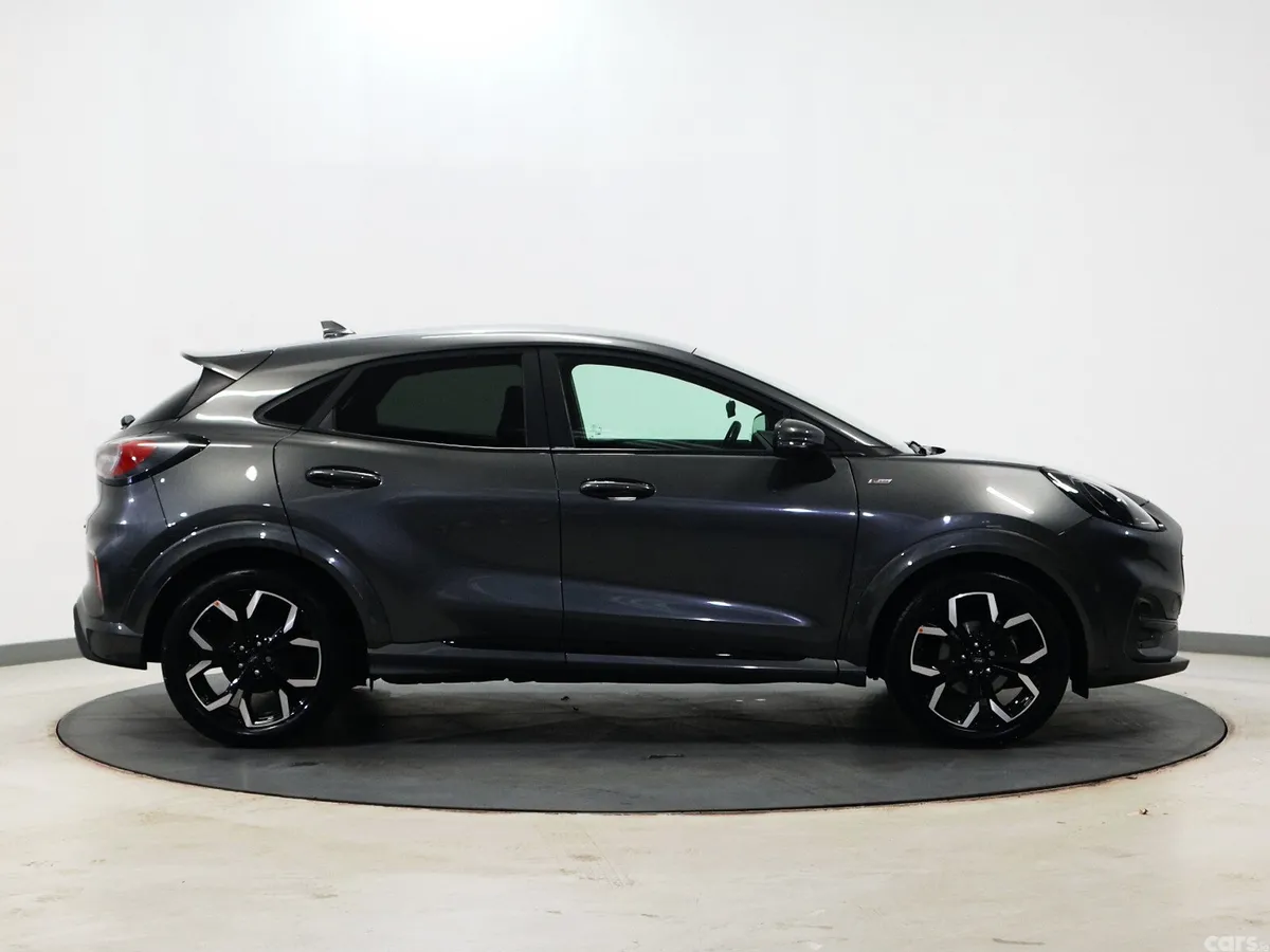 Ford Puma MPV, Petrol Hybrid, 2023, Grey