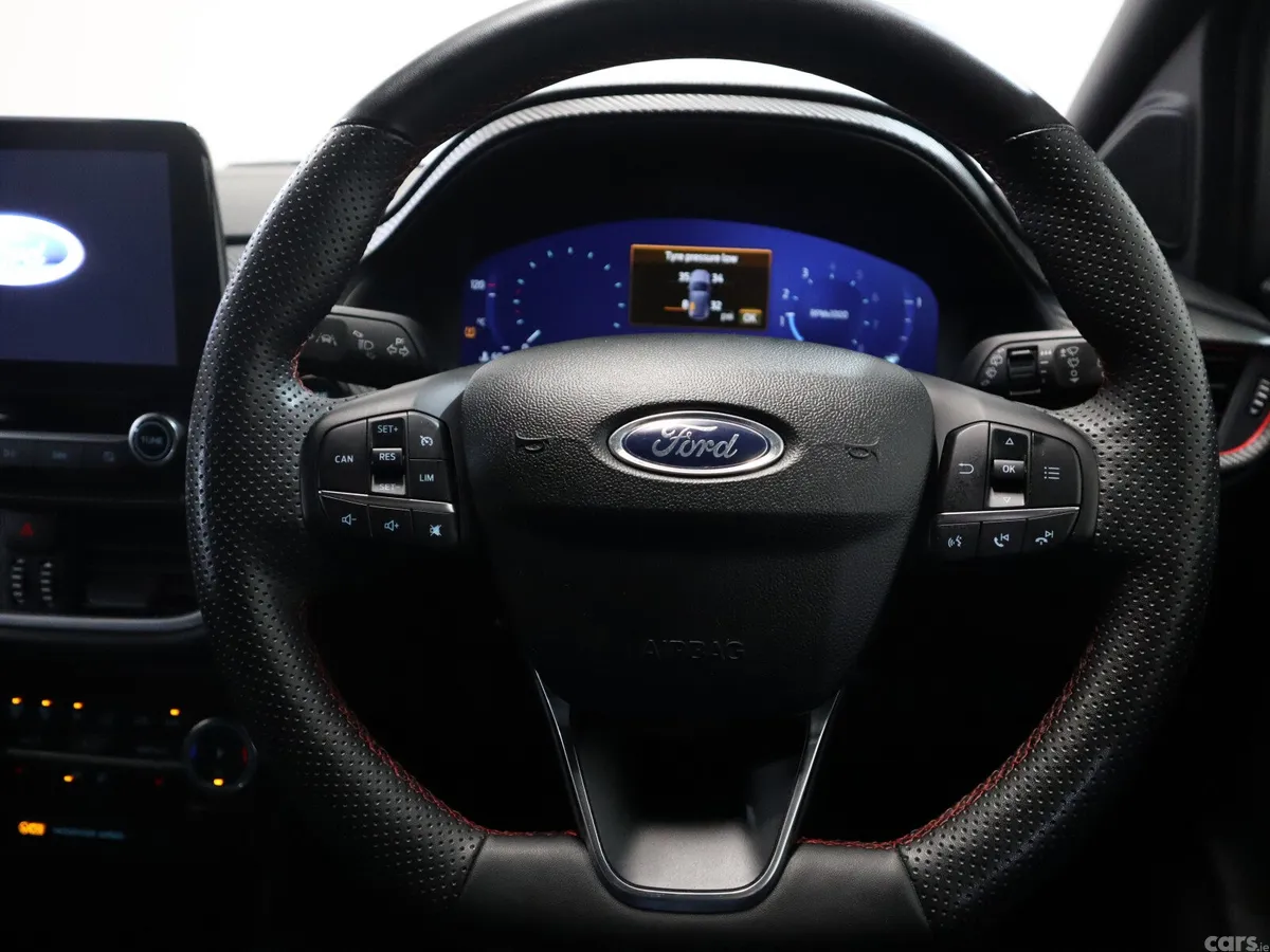 Ford Puma MPV, Petrol Hybrid, 2023, Grey