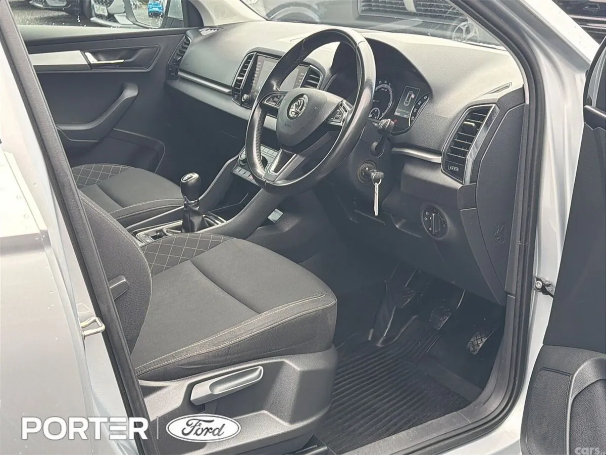 Skoda Karoq SUV, Diesel, 2020, Grey