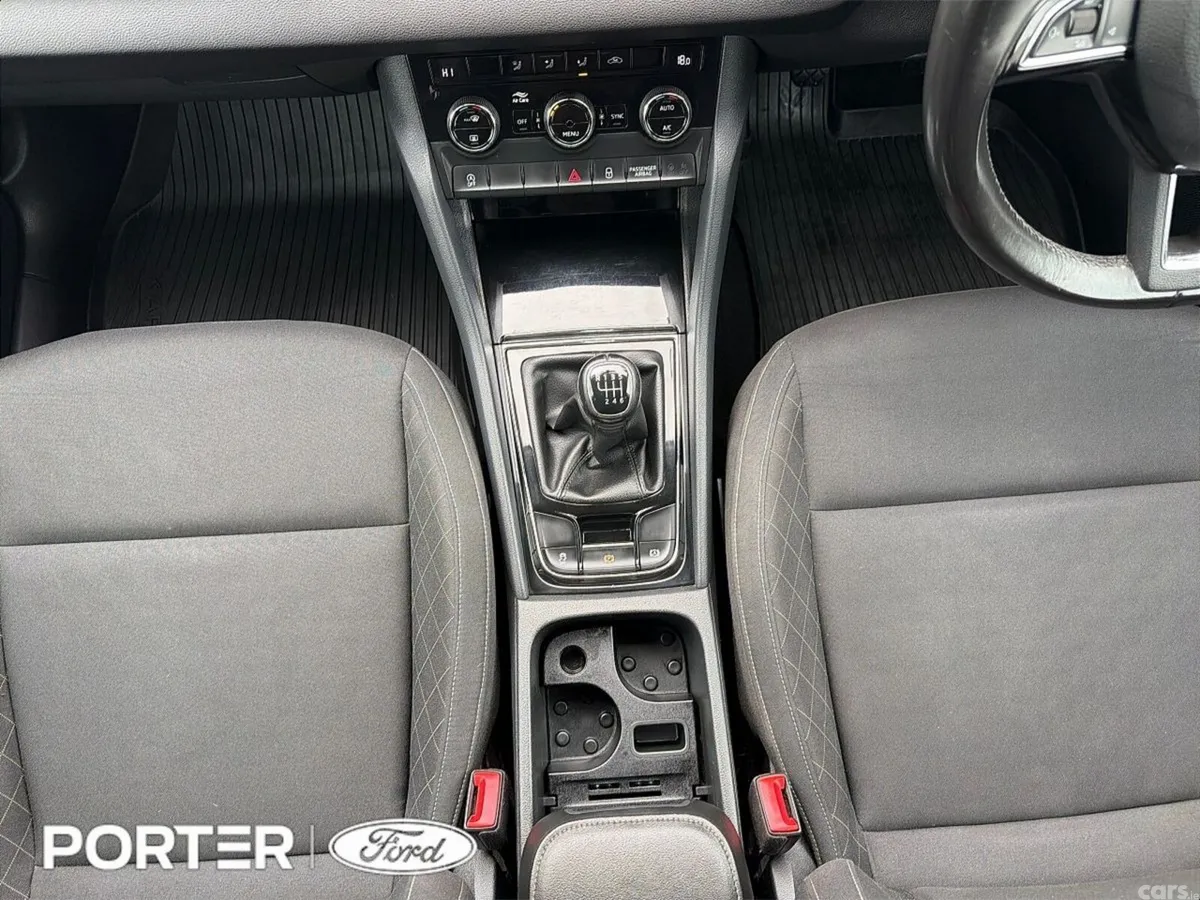 Skoda Karoq SUV, Diesel, 2020, Grey