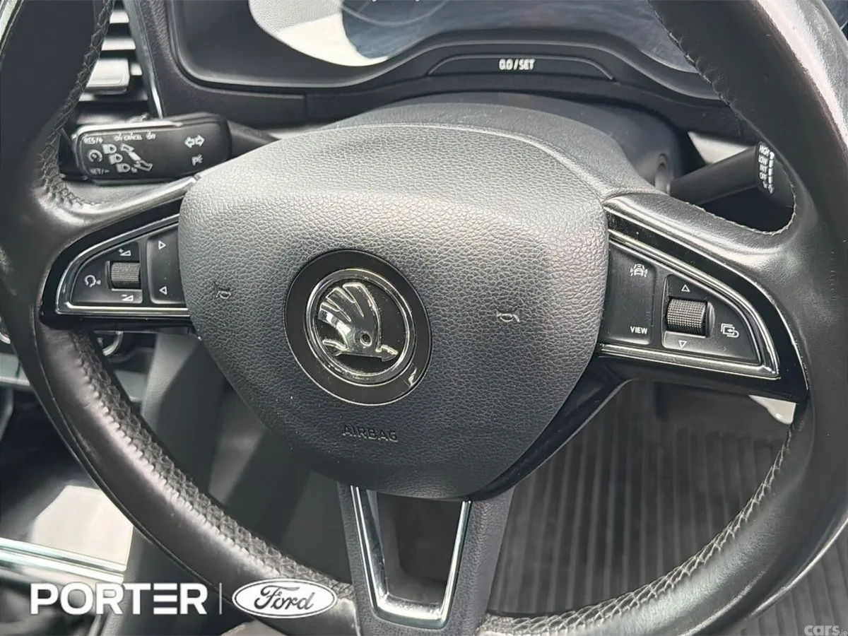 Skoda Karoq SUV, Diesel, 2020, Grey