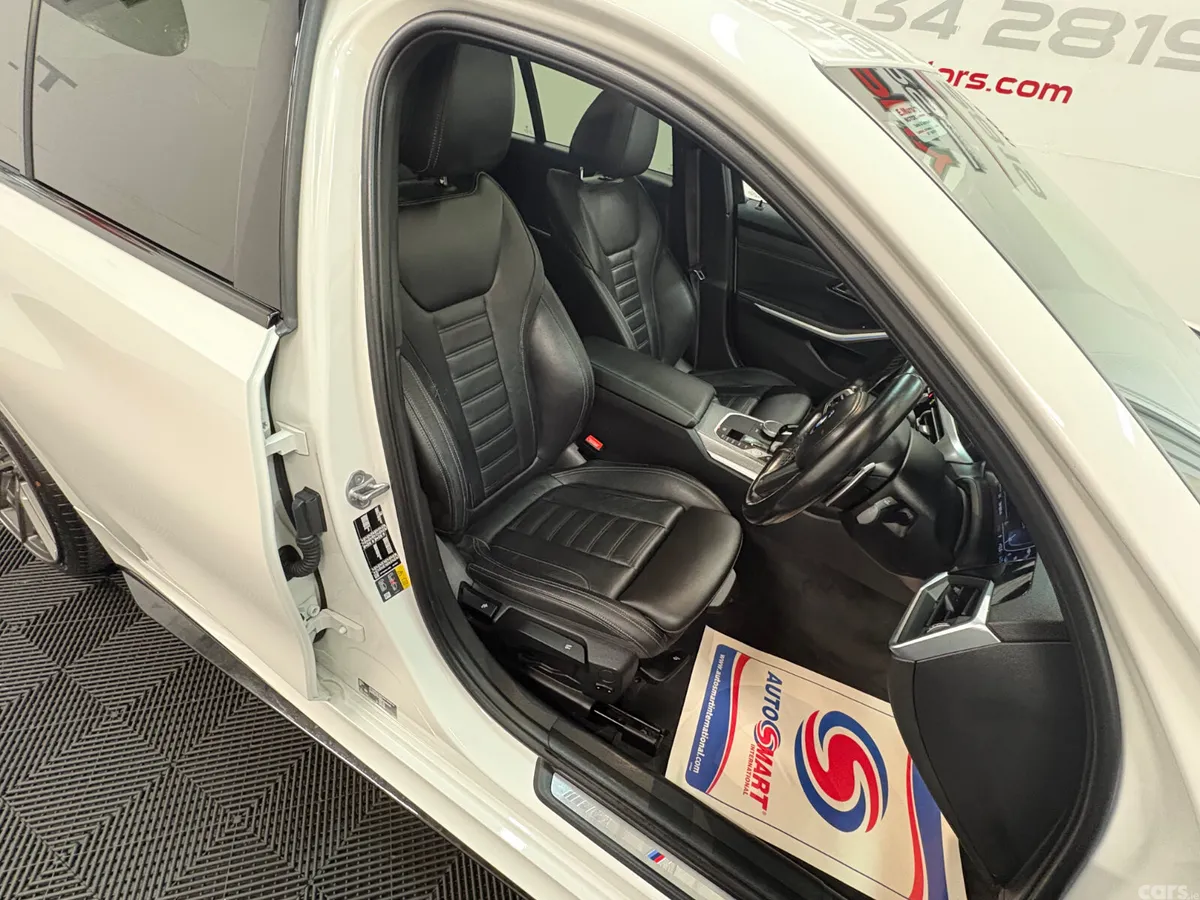 BMW 3-Series Saloon, Petrol Hybrid, 2022, White