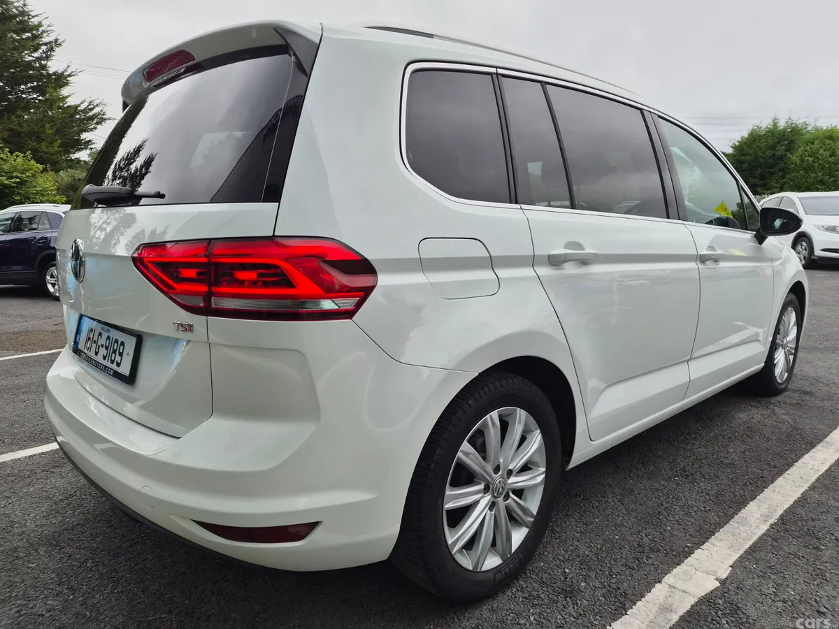 Volkswagen Touran MPV, Petrol, 2016, White