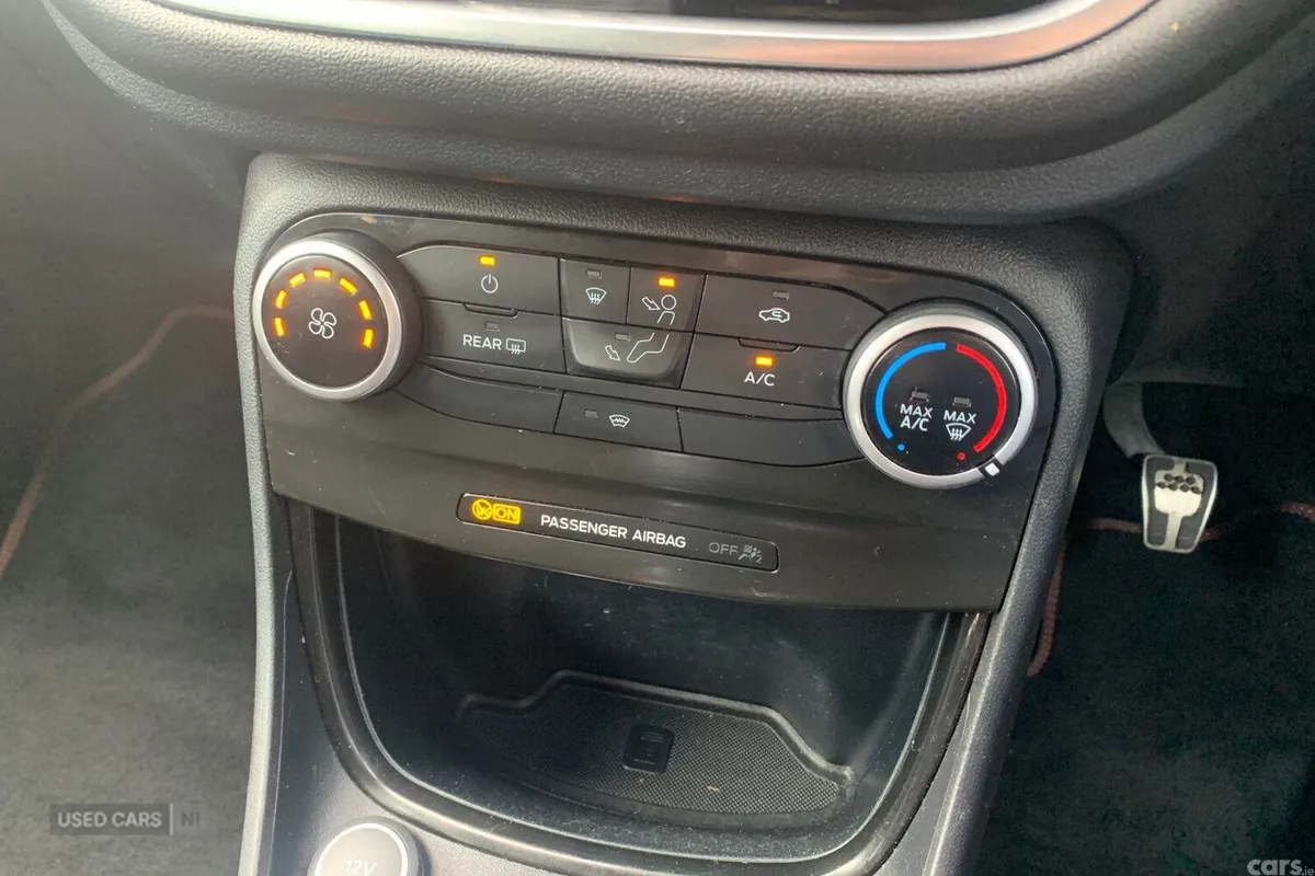 Ford Puma SUV, Petrol, 2021, Silver