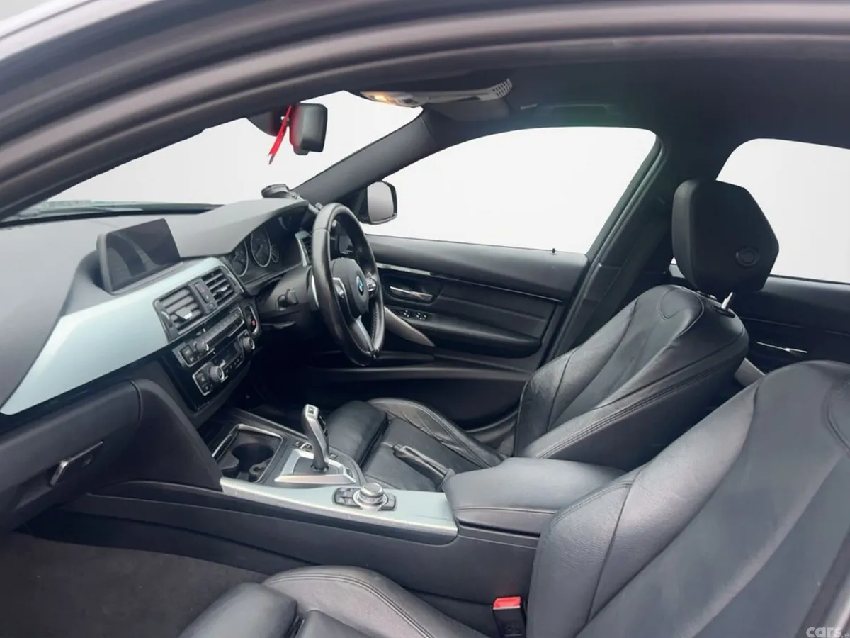 BMW 3-Series Saloon, Petrol Plug-in Hybrid, 2017, Grey