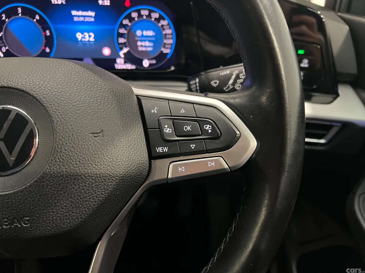 Volkswagen Golf Hatchback, Diesel, 2022, Grey