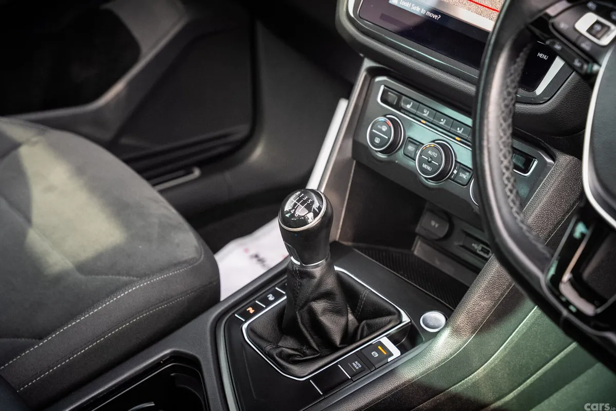 Volkswagen Tiguan SUV, Diesel, 2018, Grey