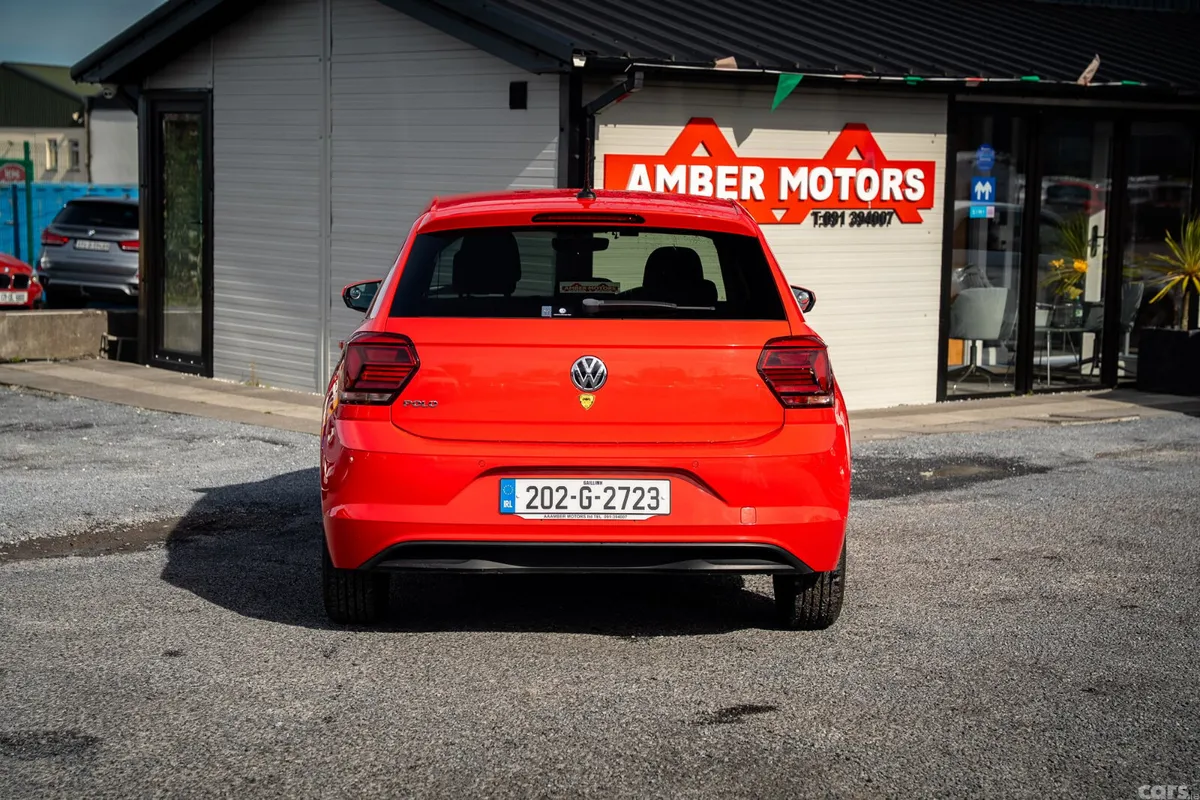 Volkswagen Polo Hatchback, Petrol, 2020, Red