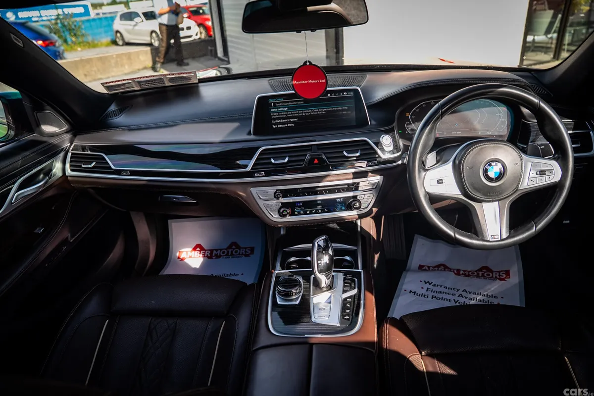 BMW 7-Series Saloon, Petrol Plug-in Hybrid, 2019, Brown