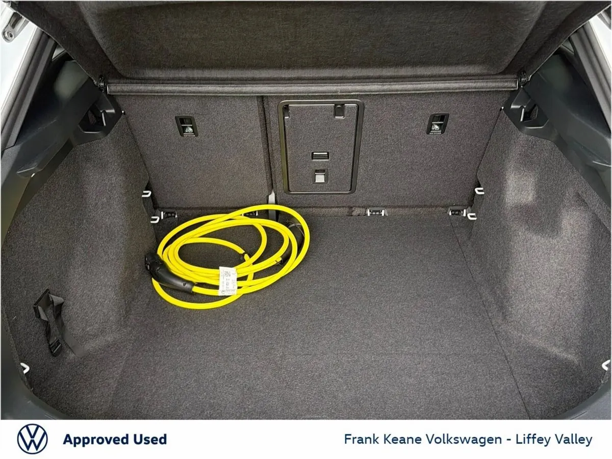 Volkswagen ID.4 SUV, Electric, 2026, White